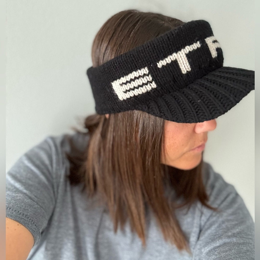 Etro logo knitted black white winter visor hat new without tags - Picture 5 of 6